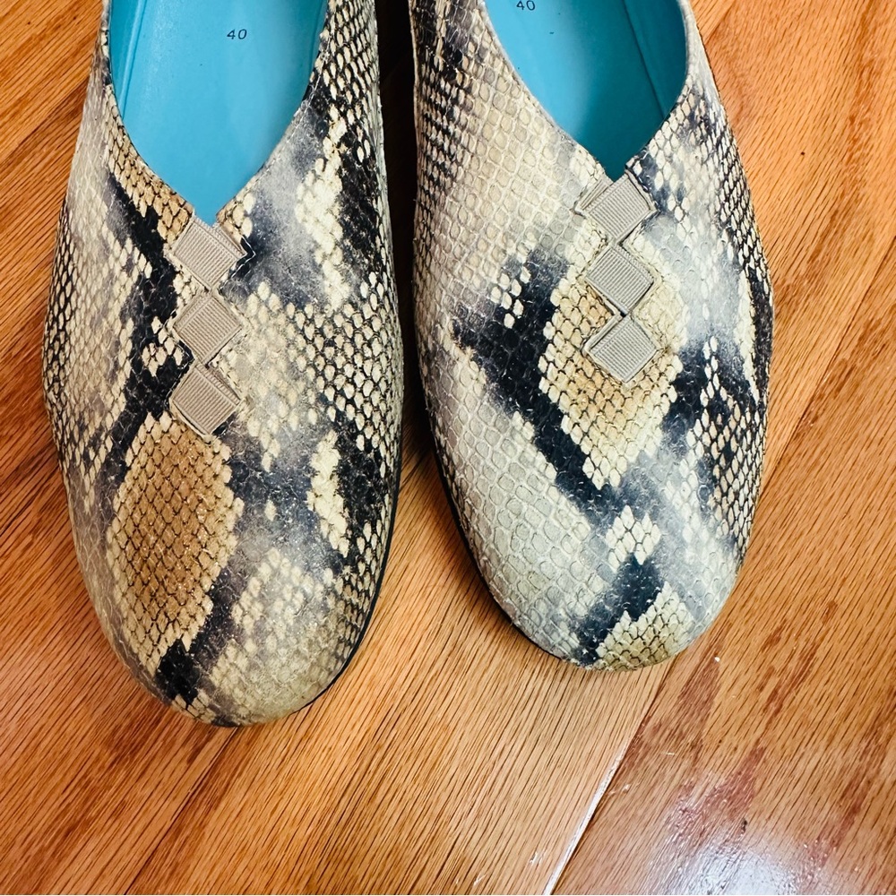 Thierry Rabotin Snakeskin Patterned Women's Loafers